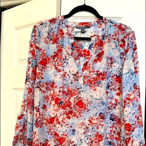 Zac & Rachel Size large. 100% polyester.